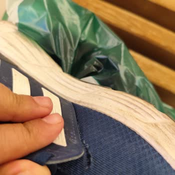 Deichmann Ayakkabısında Bağcık Altı Kumaş Yırtılması Ve Ciddiyetsiz İnceleme