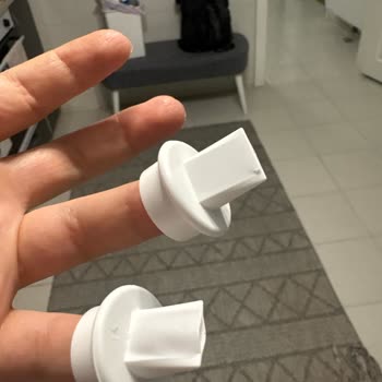 Sürekli Yırtılan Valfler İçin Ücretsiz Değişim Talebi