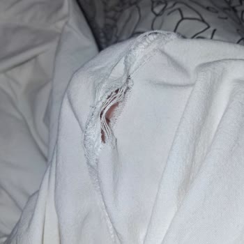 Pantalón Stradivarius Rasgó Tras Primer Lavado por Costura Defectuosa