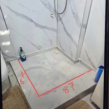 Yanlış Ölçüdeki Duşakabin Ve Yetersiz Montaj Nedeniyle Sürekli Su Sızıntısı