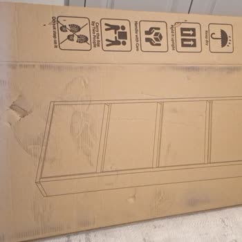 Kolay Gelsin Kargo Gönderiminde Kutu Yırtığı Ve Ürün Hasarı