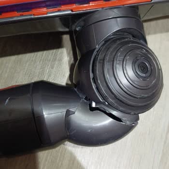 Dyson V10 Başlığının Kırılganlığı Ve Aşırı Yedek Parça Fiyatları