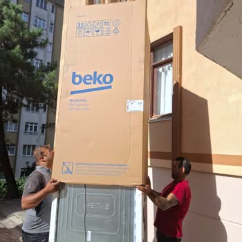 Garanti Kapsamında Beko'dan Kullanılmış Ve Kırık Raf Ayağı Olan Buzdolabı Teslim Edildi
