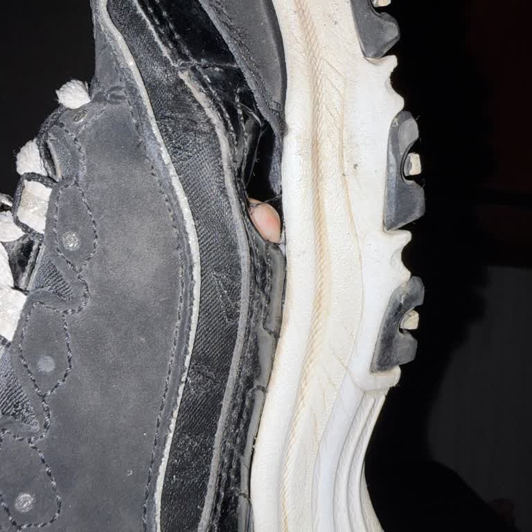 Skechers Ayakkabımda 1,5 Yıllık Kullanımda Açılma, Garanti Hakkım İhmal Edildi