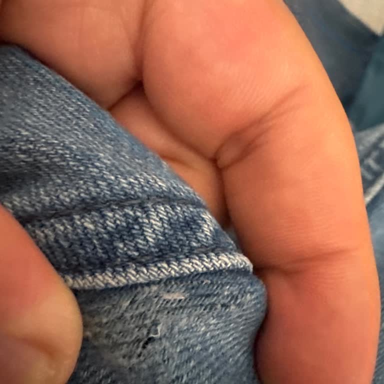 Aynı Model Pantolonlarda Tekrarlayan Yırtılma Sorunu Ve Değişim Talebi
