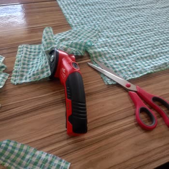 Kusurlu Kumaş Kesme Makinesi Ve Iade Sürecindeki Sistem Sorunu