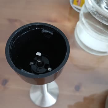 Blender Setinde Parça Kırılması Ve Motor Ucunun Sıkışması, Servis Taşınmasıyla Artan Mağduriyet