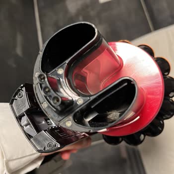 Dyson V16 Süpürgede Sürekli Hava Yolu Tıkalı Uyarısı Ve Servis Çözüm Yetersizliği