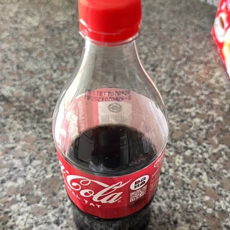 Coca-Cola 1 Litre Ürünlerinde Asitsiz Ve Gazsız Sorun Mağaza İhmali