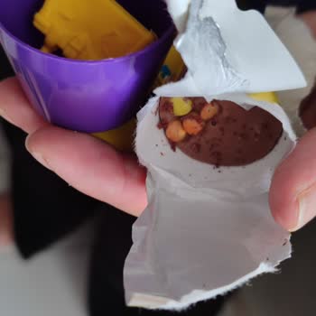 Canlı Kurtlu Cornetto Ürünü Çocuk Sağlığını Tehlikeye Atıyor