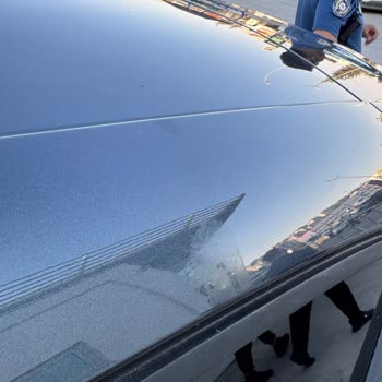 Serviste Kalan Araçta Kuş Dışkısı Kaynaklı Boya Hasarı Ve Yetersiz Çözüm