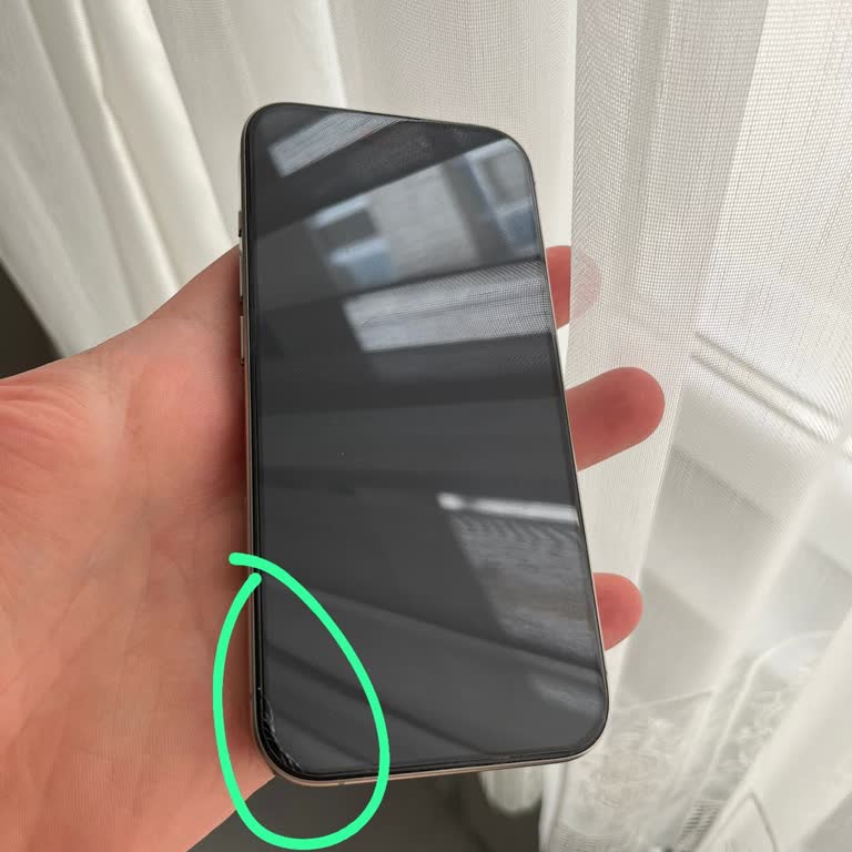 Getmobil'den Iphone 15 Pro Garanti İşlemi Sonrası Isınma Sorunu Ve Kırık Ekran Koruyucusu