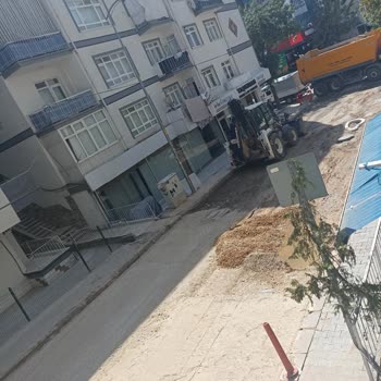 ASKİ’nin Su Çalışması Nedeniyle Uzun Süreli Su Ve Elektrik Kesintileri Ve Gürültü