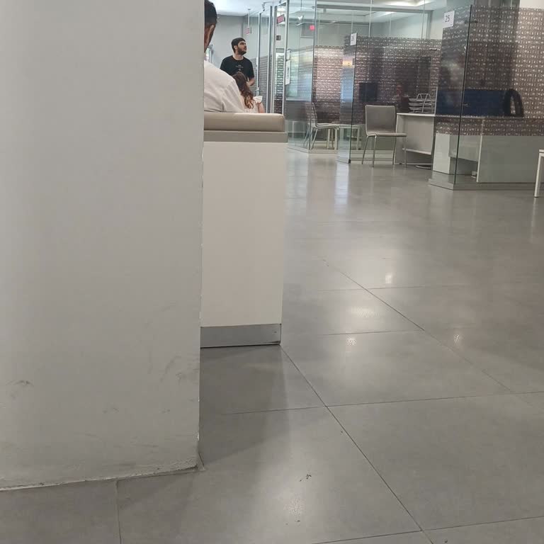 Beylikdüzü’ndeki Türk Telekom Şubesinde Uzun Bekleme Ve Bilgilendirme Eksikliği