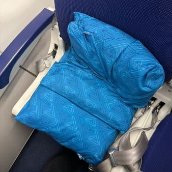 İdrar Kokulu Koltuk Ve Personelin Baskıcı Davranışı