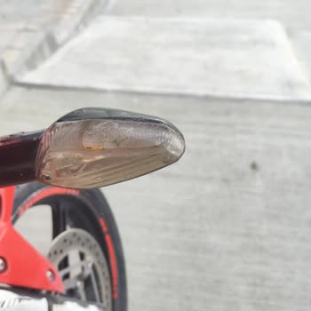 Kurtalan Ekspres’te Motosiklet Hasarı Ve Çalışanın Küfürlü Tutumu