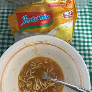 İndomie Noodle Ürününde Kurt Çıktığı Ve Yanıtsız Müşteri Şikayeti