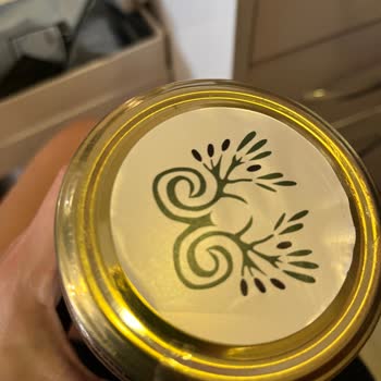 Şişmiş Güneş Kremi Ve Tarihsiz Zeytin Ürünü İçin Değişim Veya İade Talebi