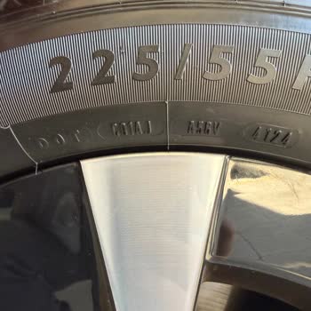 Mercedes Benz Garanti Kapsamındaki Lastiklerde Tabandan Parçalanma ve Yetkili Bayiden Reddetme