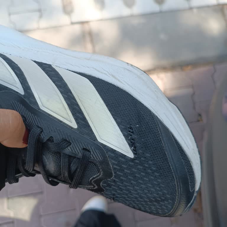 Adidas Ayakkabısının Hızlı Deformasyonu Ve Ücretsiz Değişim Reddi