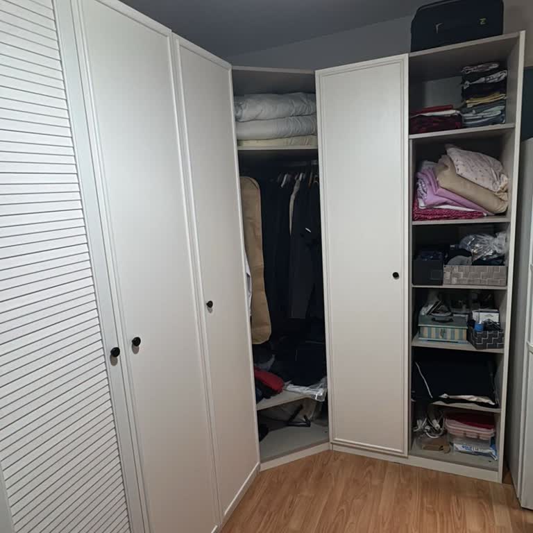 Kelebek Mobilya Gardırop Kapaklarının Eksik Gelmesi Ve Teslimat Gecikmesi