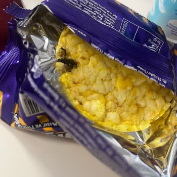 Cips Paketi Üzerindeki Siyah Lekeler Ve Bozuk Görüntü Hijyen Şikayeti