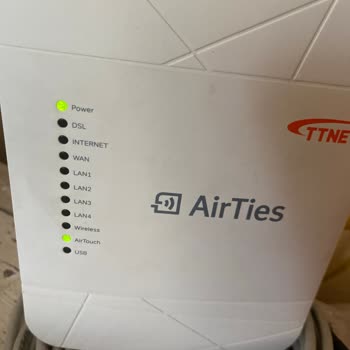 Evde Modem Sorunu Nedeniyle İnternet Kesiliyor Ve Kablosuz Sinyal Zayıf