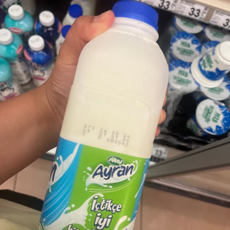 Denizli Çınar Şok Markette Sütaş Ayranının Son Kullanma Tarihi Geçmiş