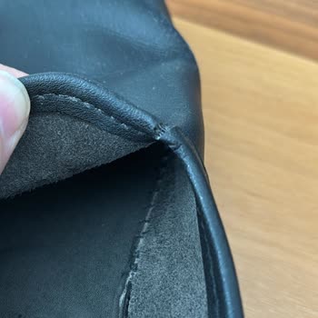3 Ayda Yırtılan Erkek Terlik Ve Mağazadan Çözüm Bulamama
