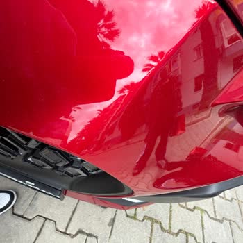 Fabrika Boya Hatası Nedeniyle Boyası Döken Sıfır Kilometre Renault Clio Şikayeti