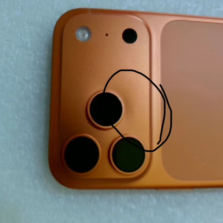 Yeni Alınan İPhone 17 Pro Max'te Üretim Hatası Reddi Ve Yüksek Ücretli Onarım Teklifi