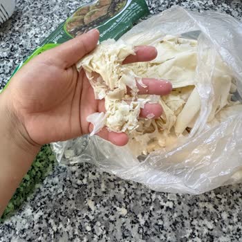 Zırhlıoğlu Gebze Şubesindeki Bozulmuş Baklava Yufkası: Kokulu Bozulma Ve Dağılma Sorunu