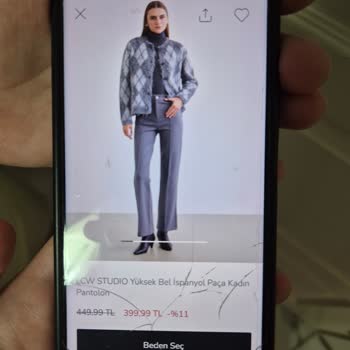 Eksik Pantolonlar Ve Hasarlı Kargo Teslimatı