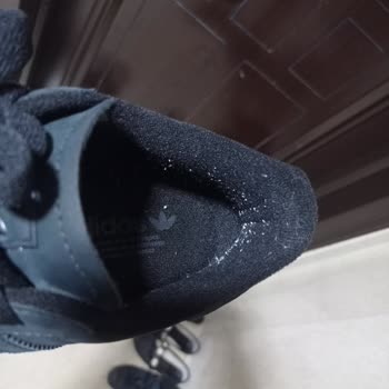 Adidas Superstar Ayakkabıda Erken Tiftiklenme Ve İade Seçeneği Eksikliği