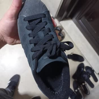 Adidas Superstar Ayakkabıda Erken Tiftiklenme Ve İade Seçeneği Eksikliği