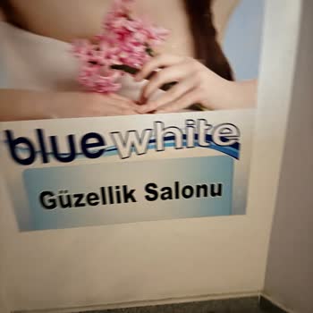 Kirpik Uygulamasında Yapıştırıcı Nedeniyle Şiddetli Göz Ağrısı