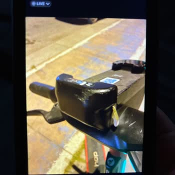 Hop Scooter Çarpması Sonrası Hasar Ve Sürücü Bilgi Talebi