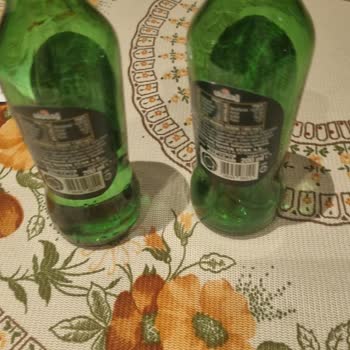 Uludağ İçimi Oldukça Sertti Ve Boğazımda, Dilimde Sanki Tutkal Artığı Gibi Yapışkan Bir His Bıraktı