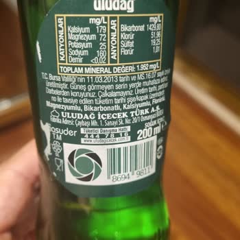 Uludağ İçimi Oldukça Sertti Ve Boğazımda, Dilimde Sanki Tutkal Artığı Gibi Yapışkan Bir His Bıraktı