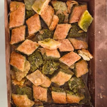 Gönderilen Baklava Sunum Ve Tazelik Sorunlarıyla Hayal Kırıklığı