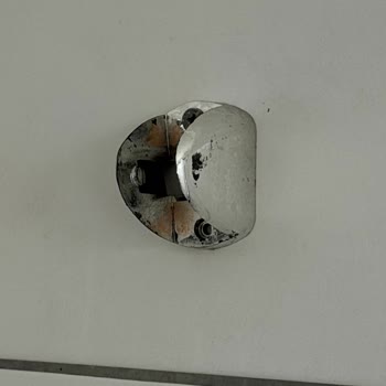 Oda Fotoğraflarıyla Uyuşmayan Kirli Oda Ve Kaba Personel