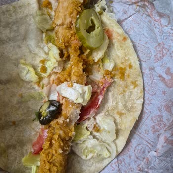 Popeyes Siparişinde Yanlış Ve Eksik Ürünler, Alerjili Pop Rolls’ta Turşu Ve Tam İade Talebi