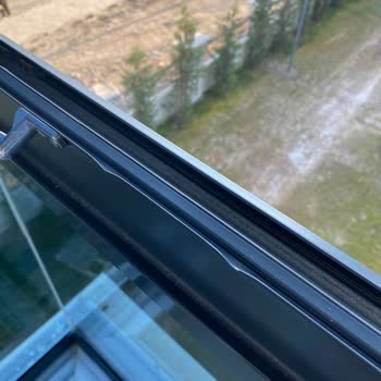Van Lider Cam Balkon’da Tekrarlayan Montaj Hasarları Ve Cevapsızlık