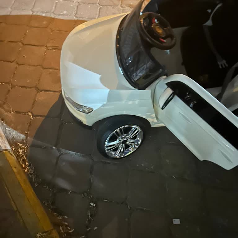 Jeep Akülü Araba Tekerlek Çıkması Sorunu Tekrarlıyor Ve İade Talep Ediyorum