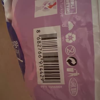 Sert Bebek Bezi Ve Pişik Sorunu