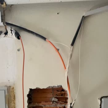 Superonline'dan Fiber Dağıtım Kutusunun Yer Değişikliği İçin Teknik Keşif Ve Çözüm Talebi