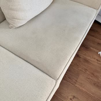 Ayser Mobilya’da Ücretsiz Kumaş Değişimi Ve Metal Kaplama Onarımı Talebi