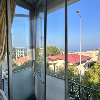 Kaya Camlama’dan Ücretli Servis Sonrası Tekrarlayan Cam Balkon Sorunu