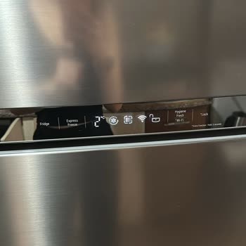 Kurulumdan Sonra Soğutma Yapmayan Buzdolabı Ve Servis Ücreti Tehdidi