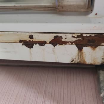 Garanti Süresindeki Buzdolabımda Paslanma Ve Ücret Talebi Haksız
